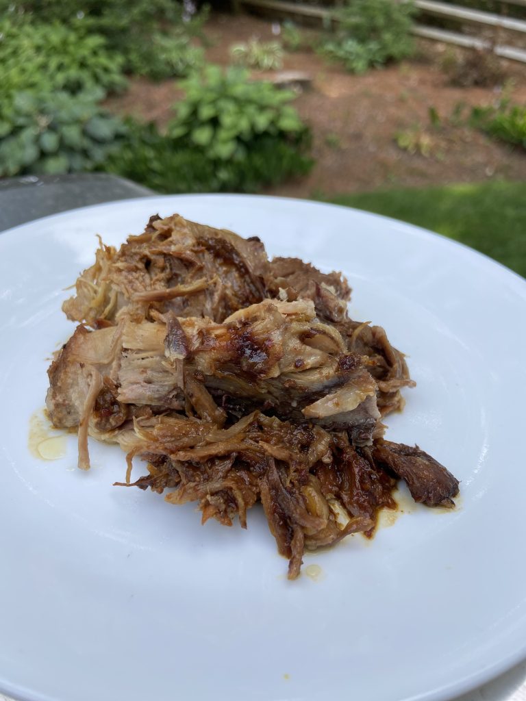 🥪 Pulled Pork with Phillip Salad, a unique and flavorful combination