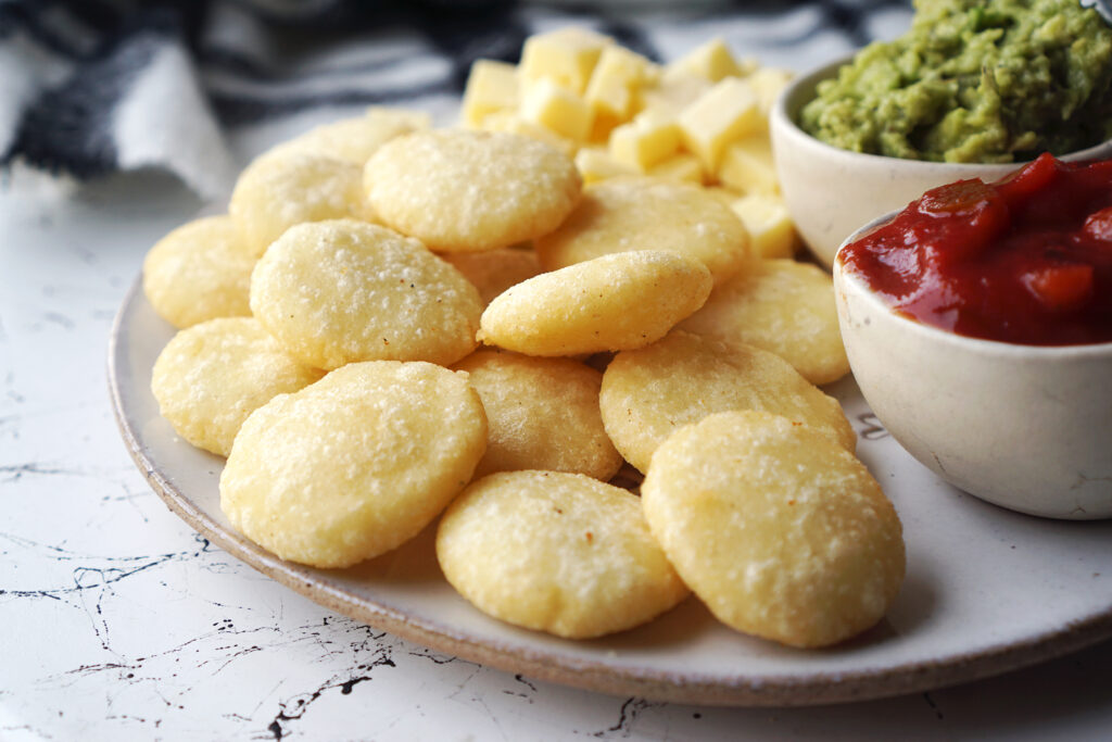 🫓 Mini Fried Arepas (6-pack) crispy on the outside and soft on the inside, filled with love